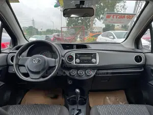 Toyota Yaris 2014 Black