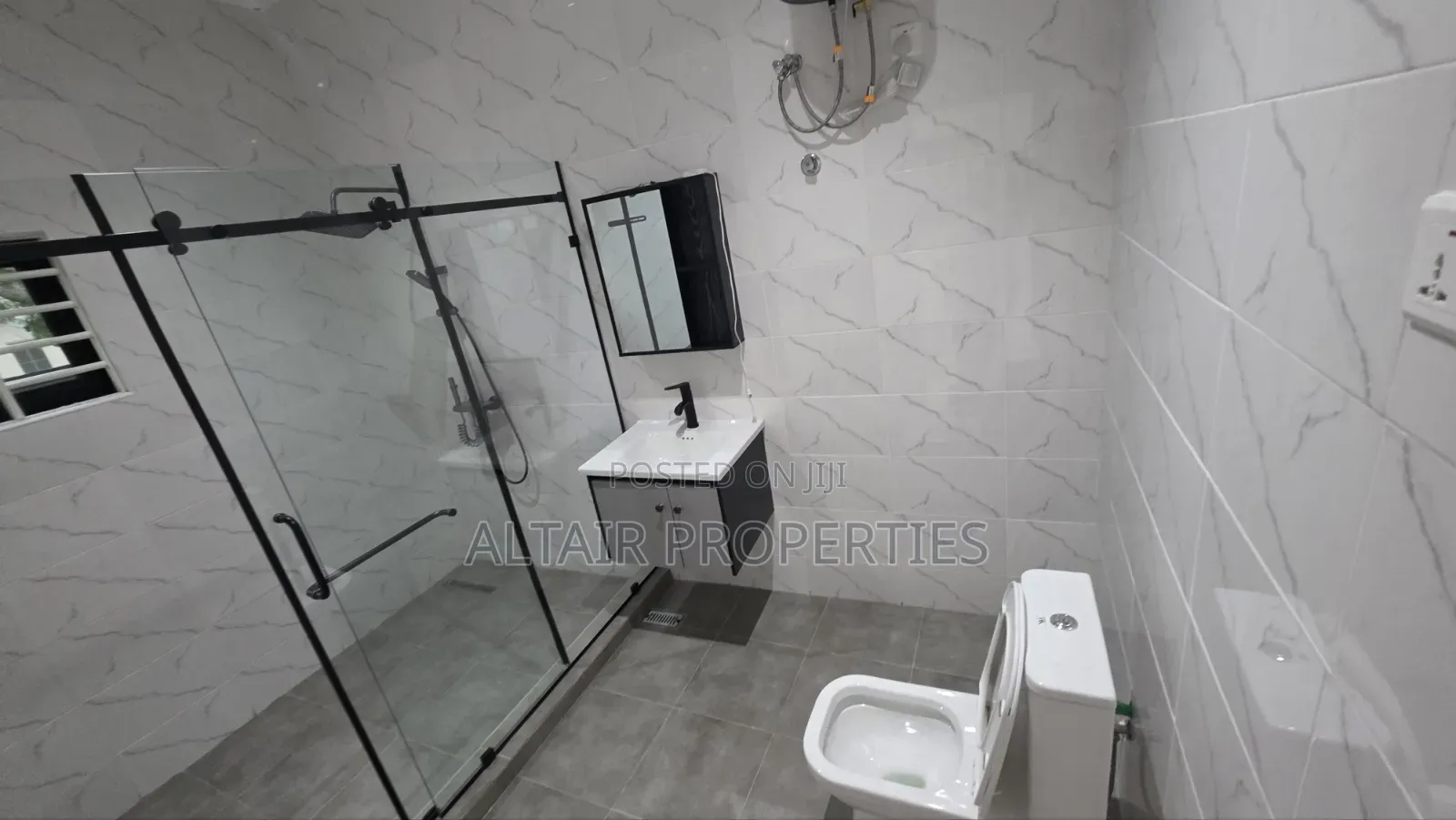 3bdrm House in Spintex, Accra Metropolitan for sale