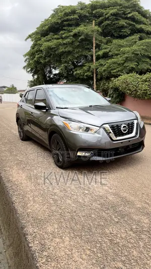 Nissan Kicks S 2020 Gray