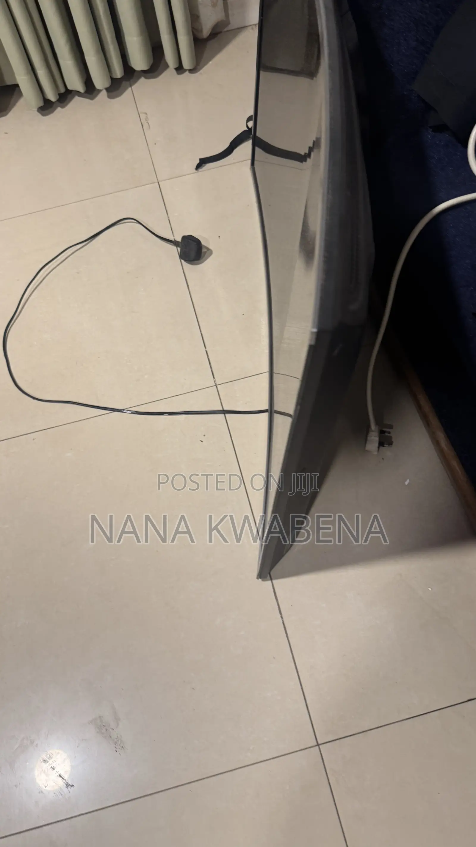 Nasco 45 Inch Curved