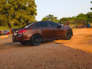 Chevrolet Cruze 2012 Brown