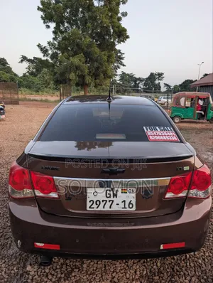 Chevrolet Cruze 2012 Brown