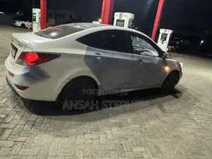 Hyundai Accent 2012 White