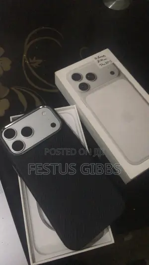 New Apple iPhone 17 Pro Max 256 GB Silver