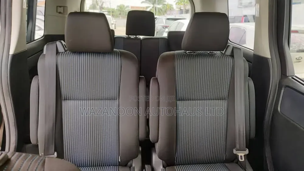 Toyota Voxy 2016 Black