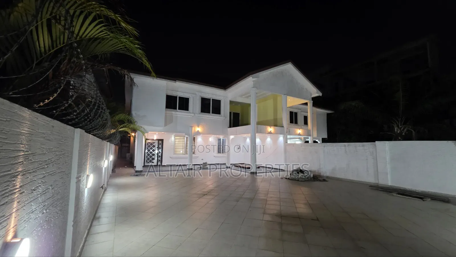 4bdrm House in Accra Metropolitan for sale