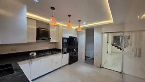 4bdrm House in Accra Metropolitan for sale