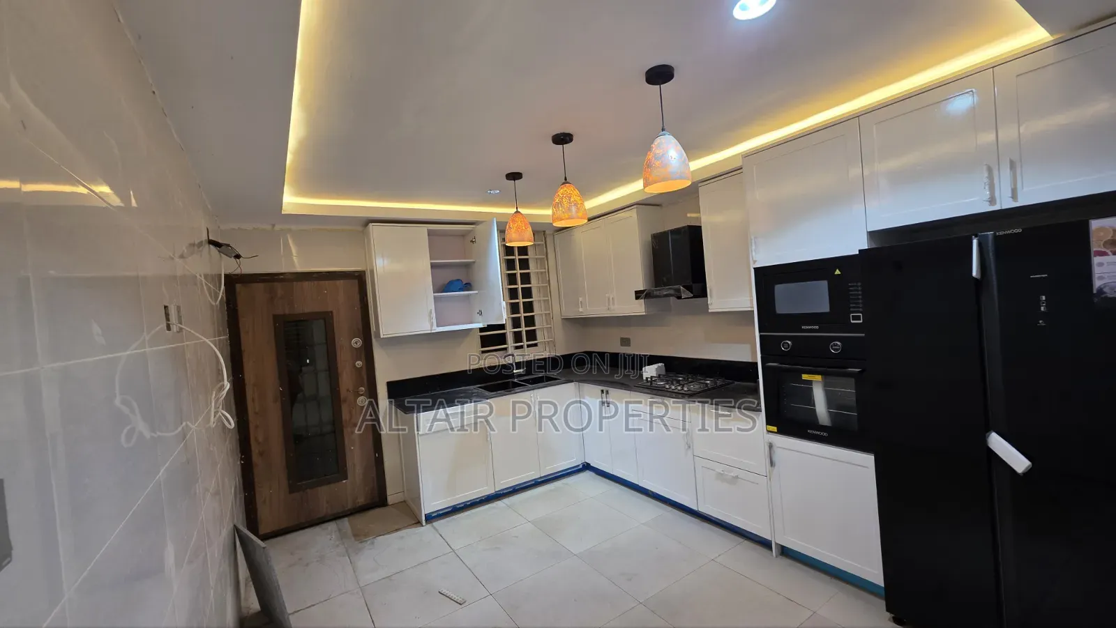 4bdrm House in Accra Metropolitan for sale