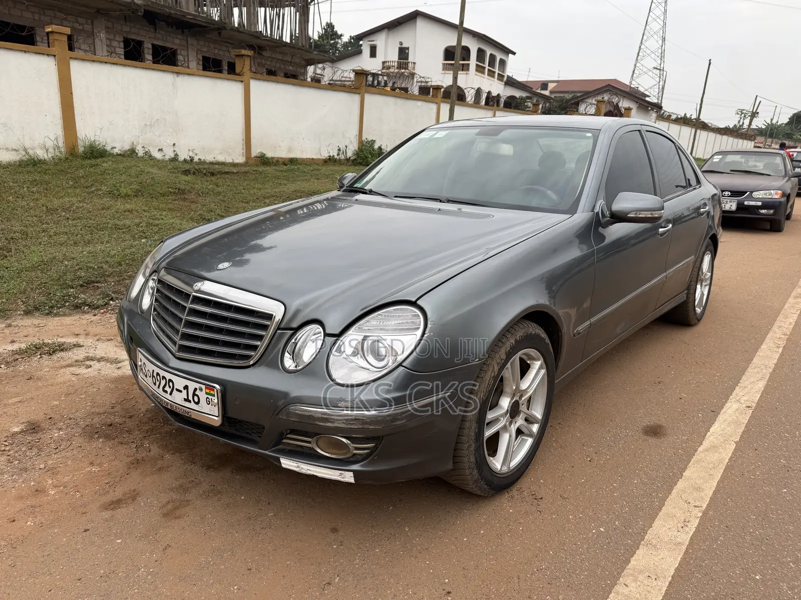 Mercedes-Benz E220 2007 Gray