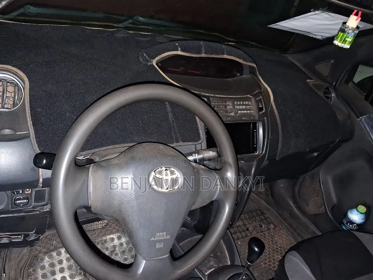 Toyota Vitz 2010 Black