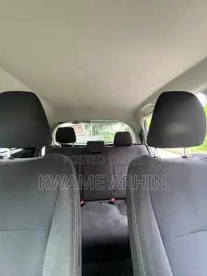 Toyota Vitz 1.3 FWD 5dr 2013 White