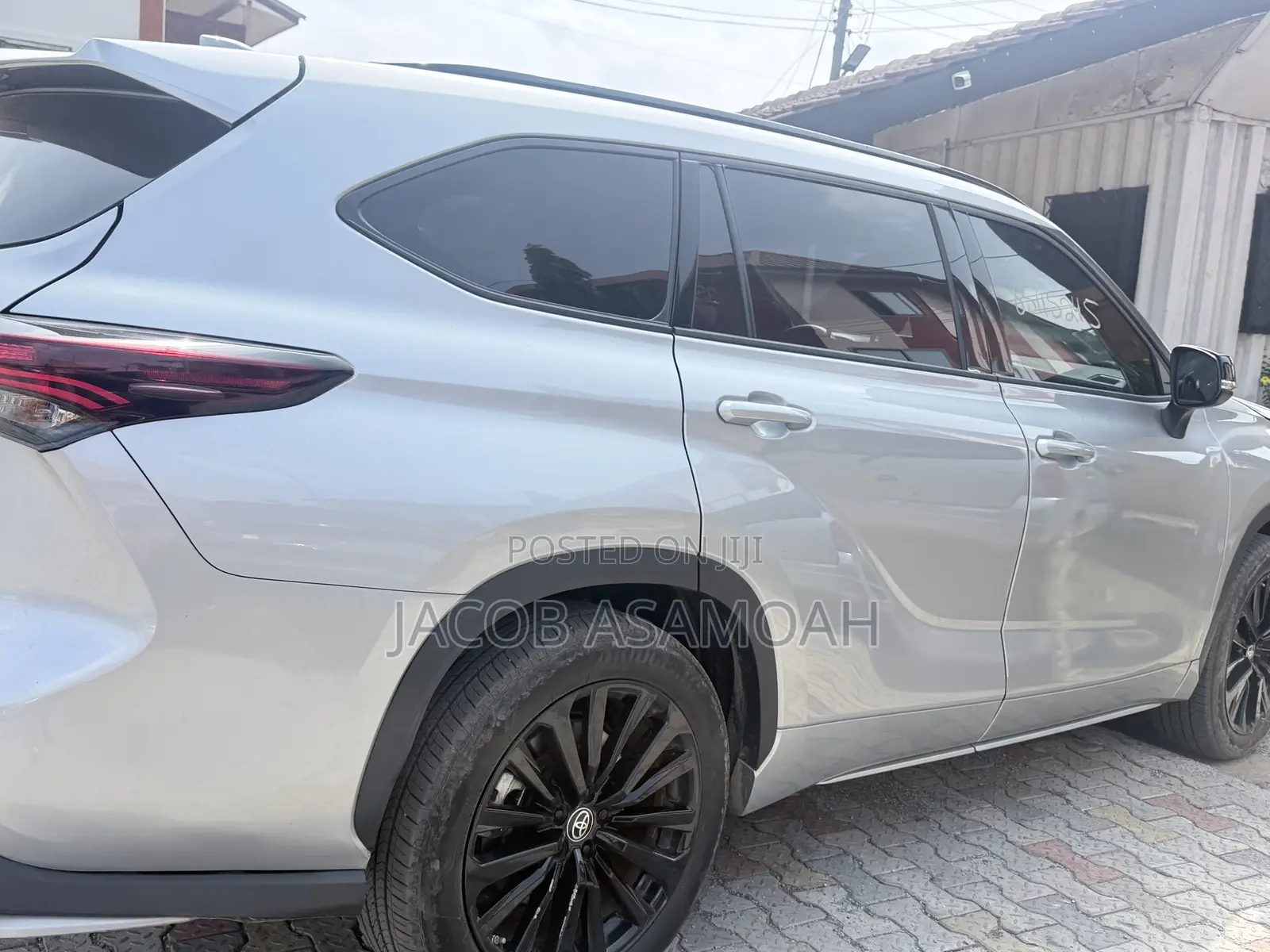 Toyota Highlander XSE AWD 2024 Silver