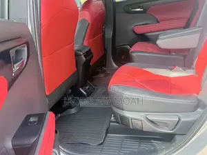 Toyota Highlander XSE AWD 2024 Silver