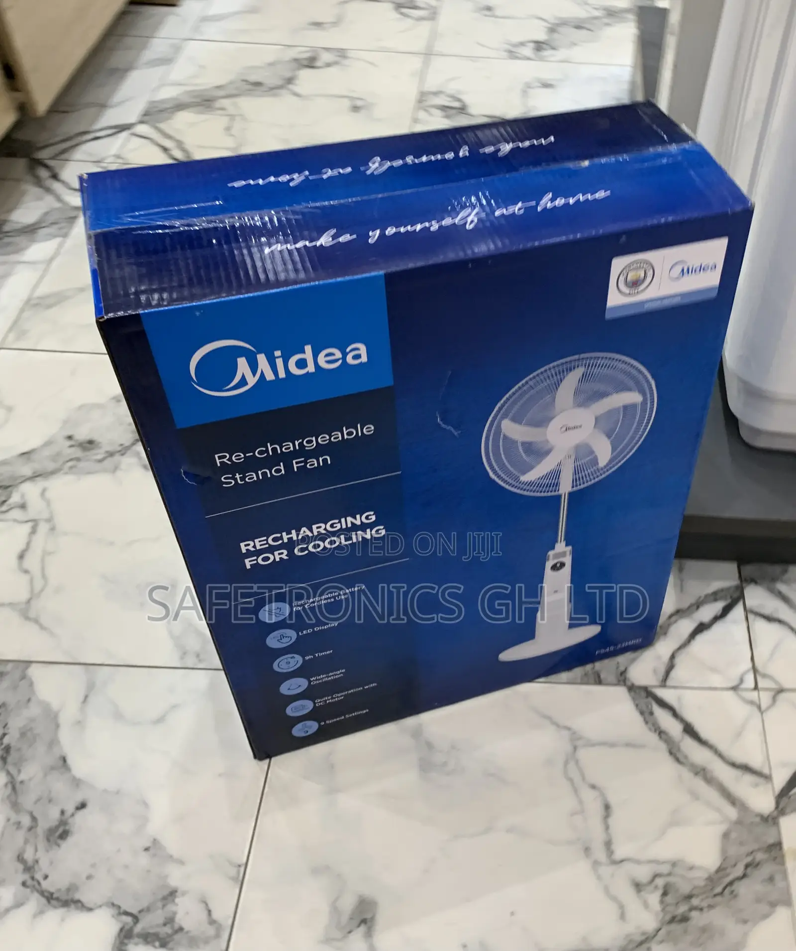 Fabulous White Midea 18′′ Rechargeable Stand Fan (Model FS45-23MRD)