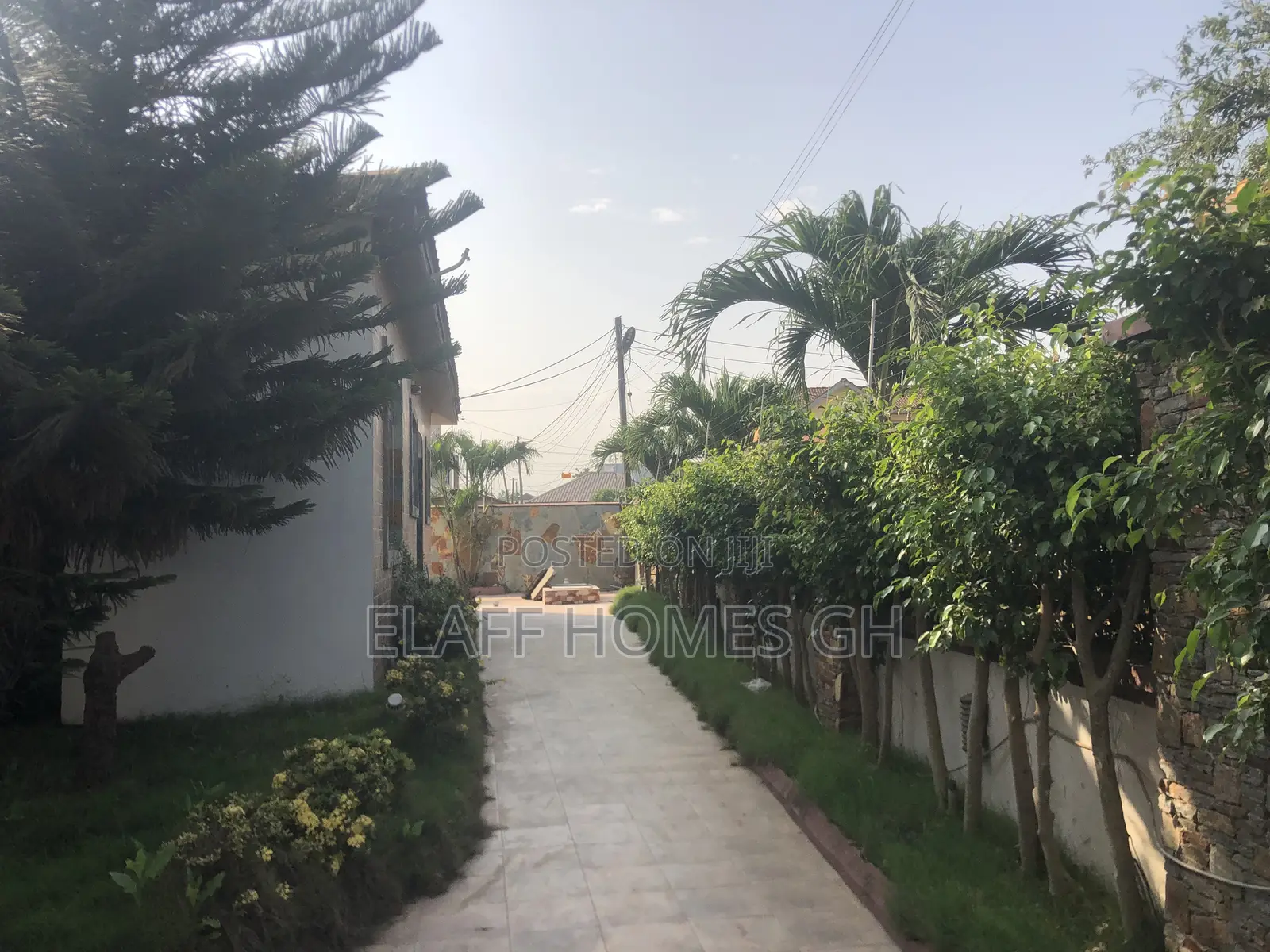 2bdrm Apartment in Elaffhomesgh, Boundary Road Area for rent