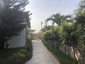 2bdrm Apartment in Elaffhomesgh, Boundary Road Area for rent