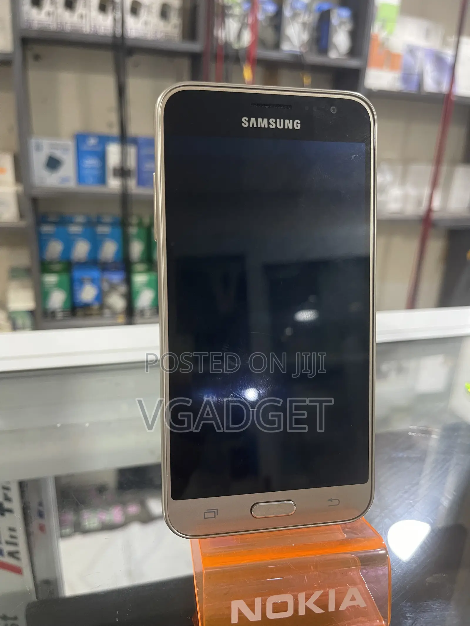 Samsung Galaxy J3 8 GB Gray