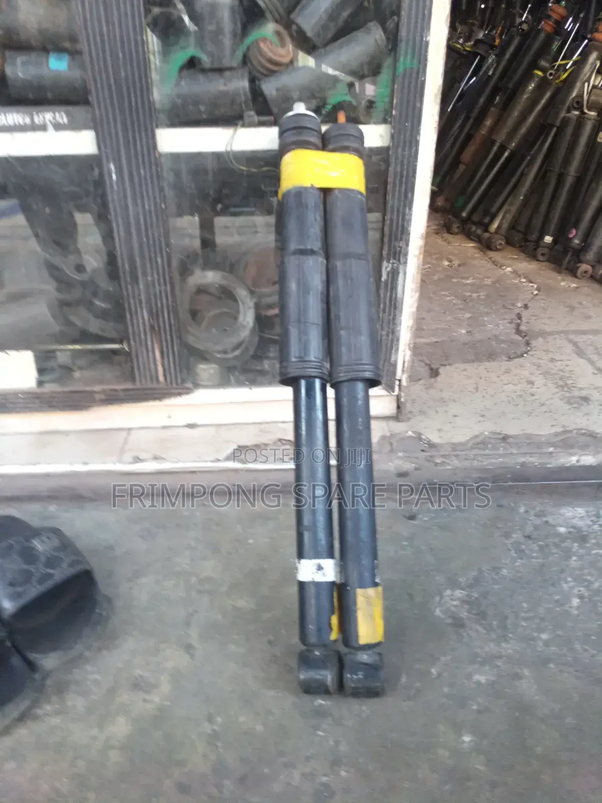 Honda CR-V 2005 Front Shocks Absorber