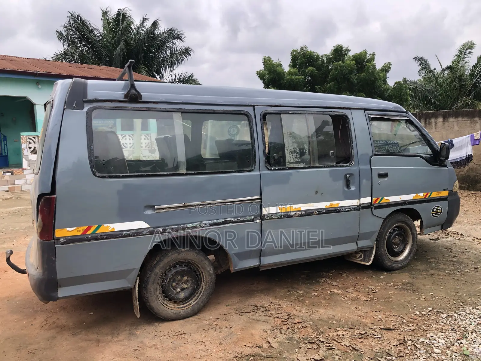 Hyundai H-100 1999 Grey