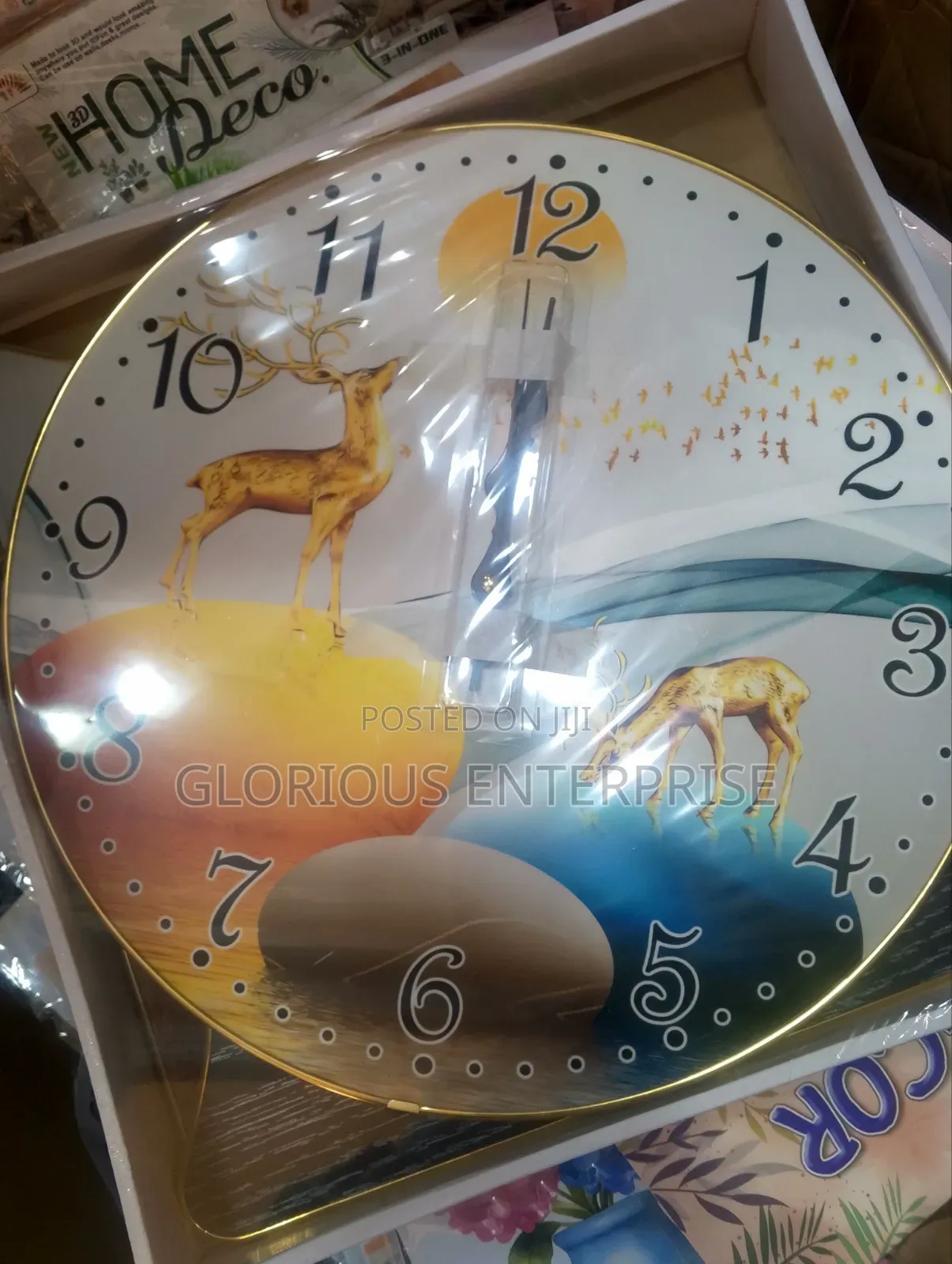 Design Clock and 2 Picture Frame