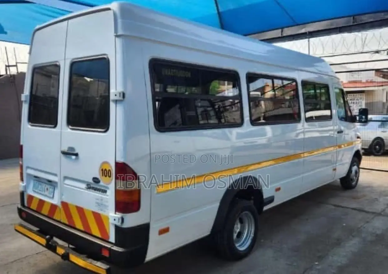 Mercedes-Benz Sprinter 2003