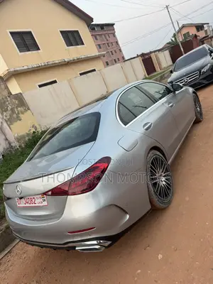 Mercedes-Benz C300 2022 Silver