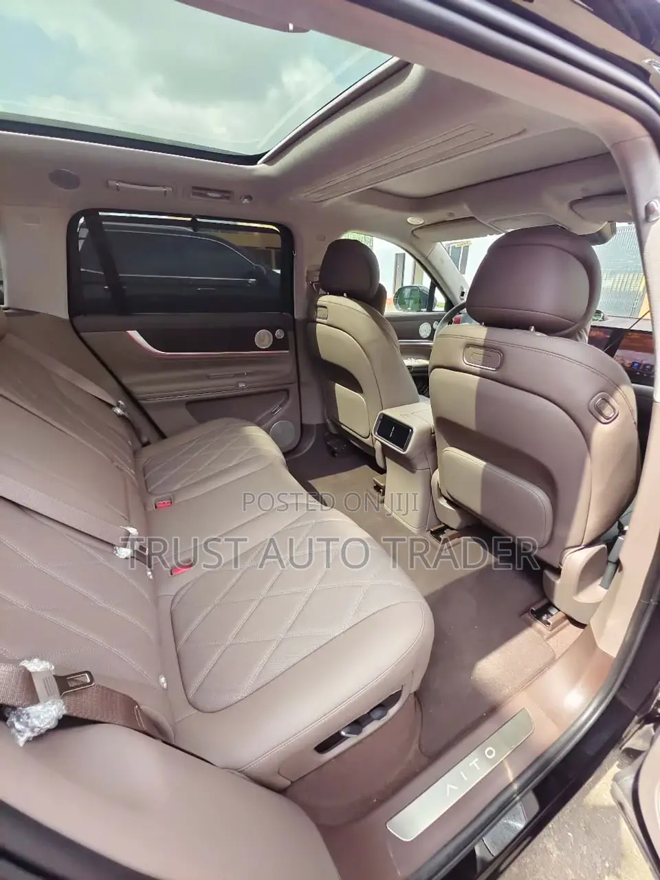 New AITO M9 100kWh EV AWD 2025 Black