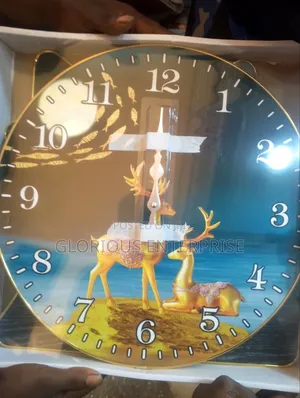 Design Clock and 2 Picture Frame