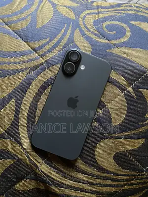 New Apple iPhone 17 256 GB Black