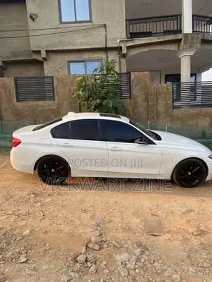 BMW 320i 2016 White