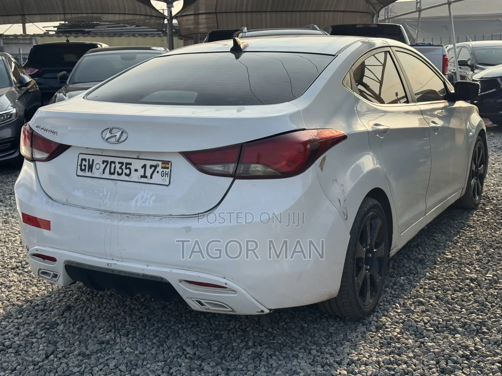 Hyundai Elantra SE Coupe FWD (1.8L 4cyl 6A) 2013 White