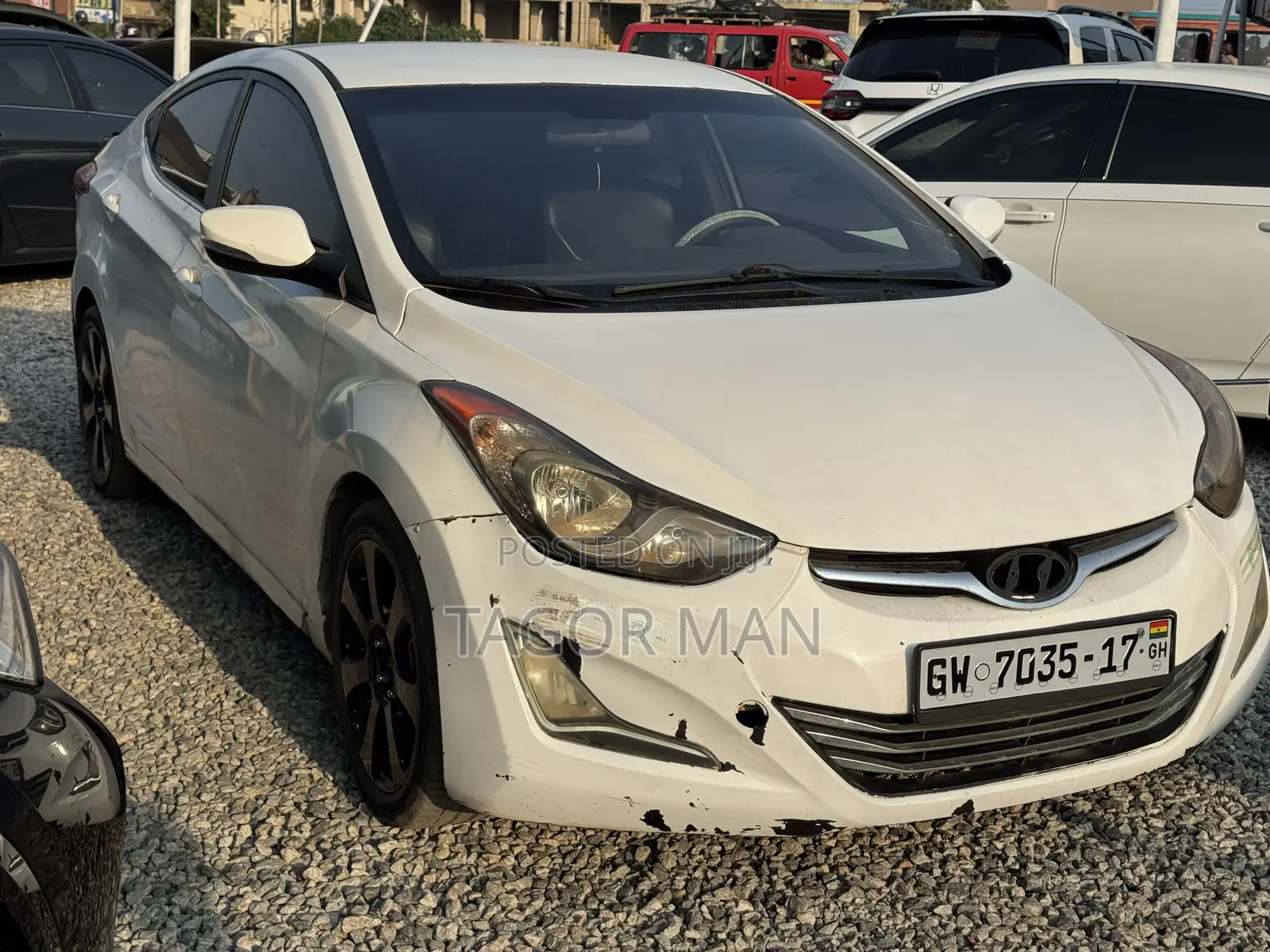 Hyundai Elantra SE Coupe FWD (1.8L 4cyl 6A) 2013 White