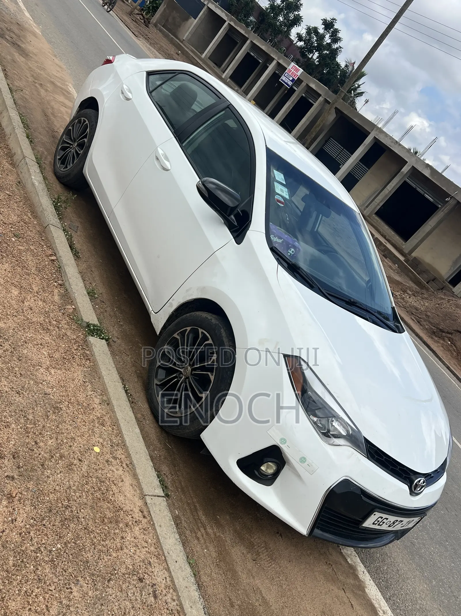 Toyota Corolla S 4dr Sedan (1.8L 4cyl CVT) 2015 White