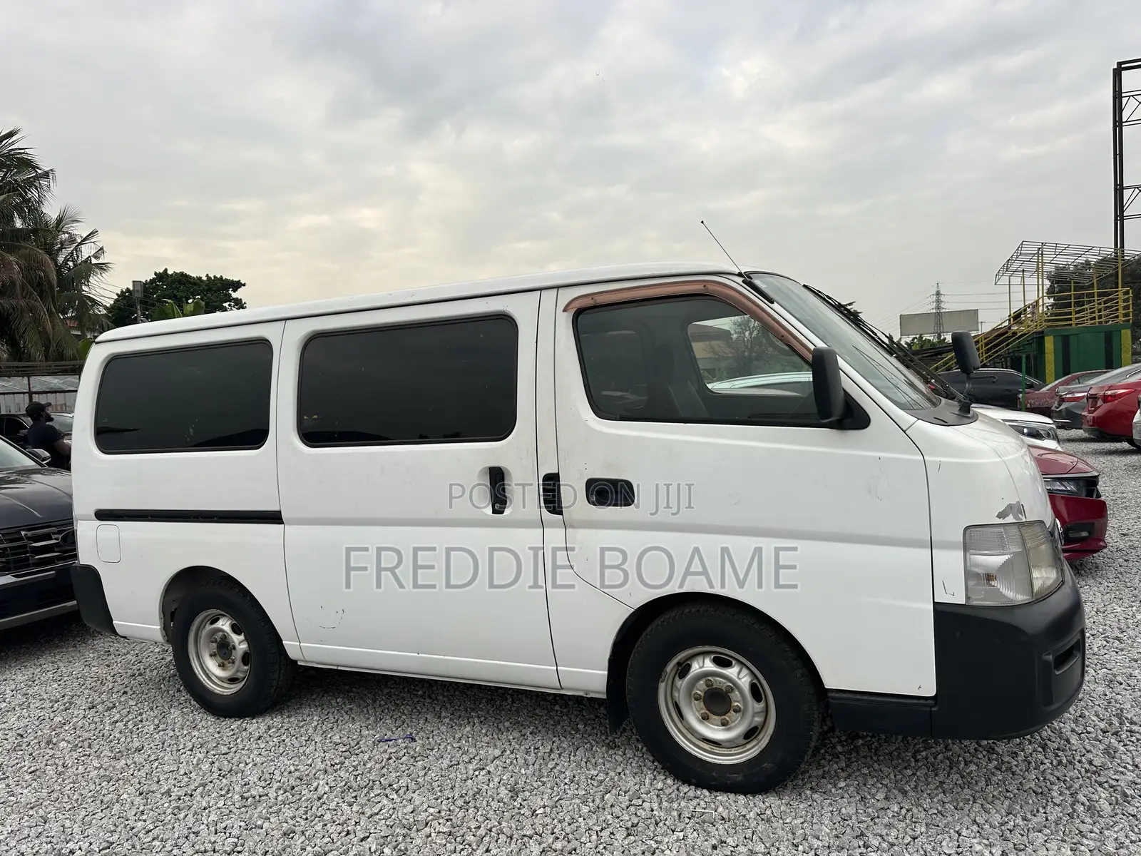 Nissan Caravan (Urvan) 2012 White