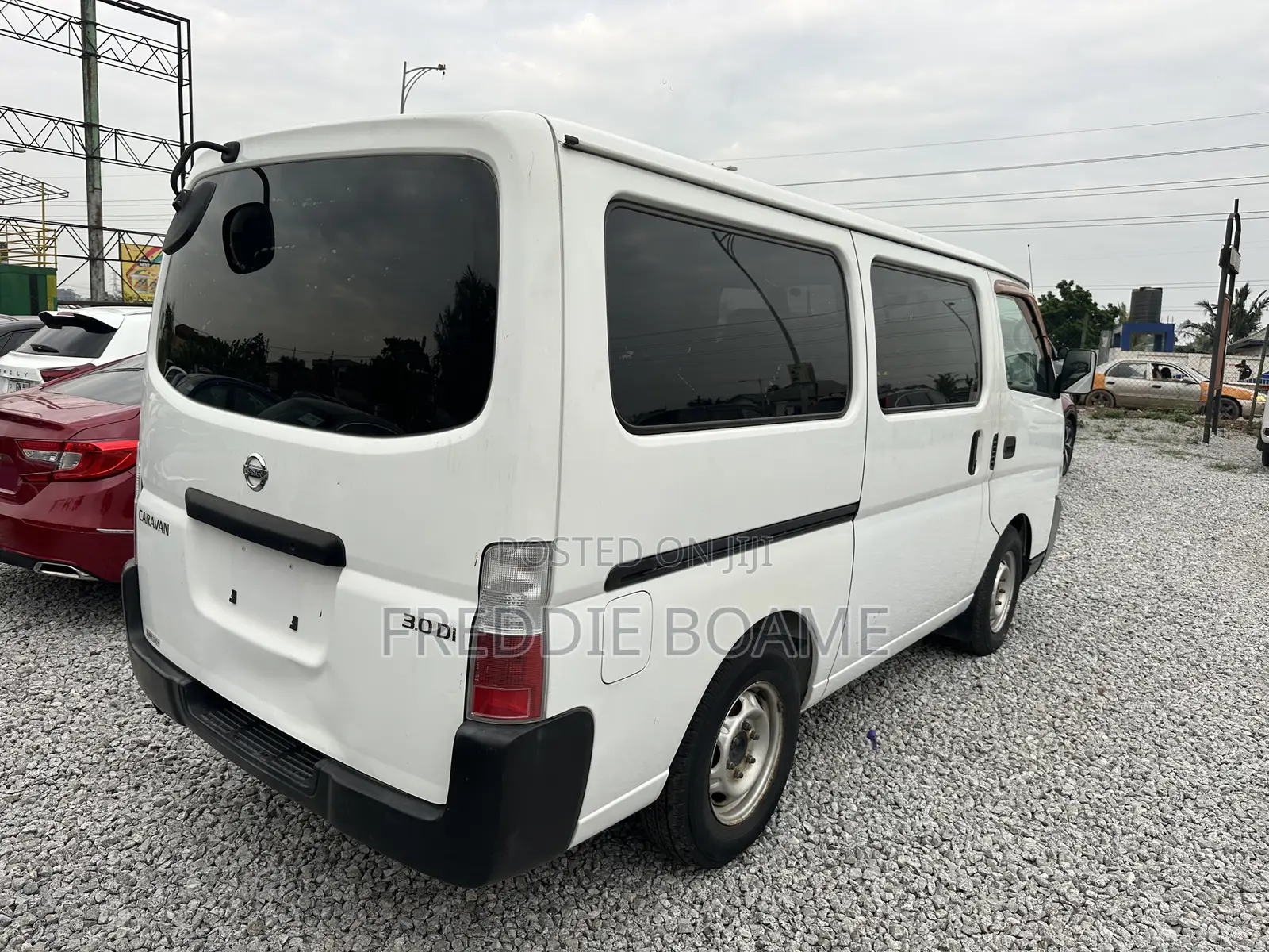 Nissan Caravan (Urvan) 2012 White