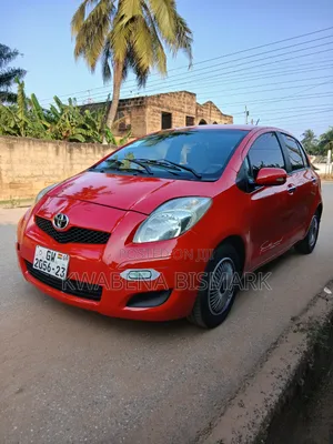 Toyota Vitz 2010 Red