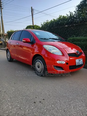 Toyota Vitz 2010 Red