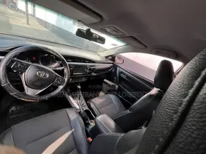 Toyota Corolla S 4dr Sedan (1.8L 4cyl CVT) 2015 Red