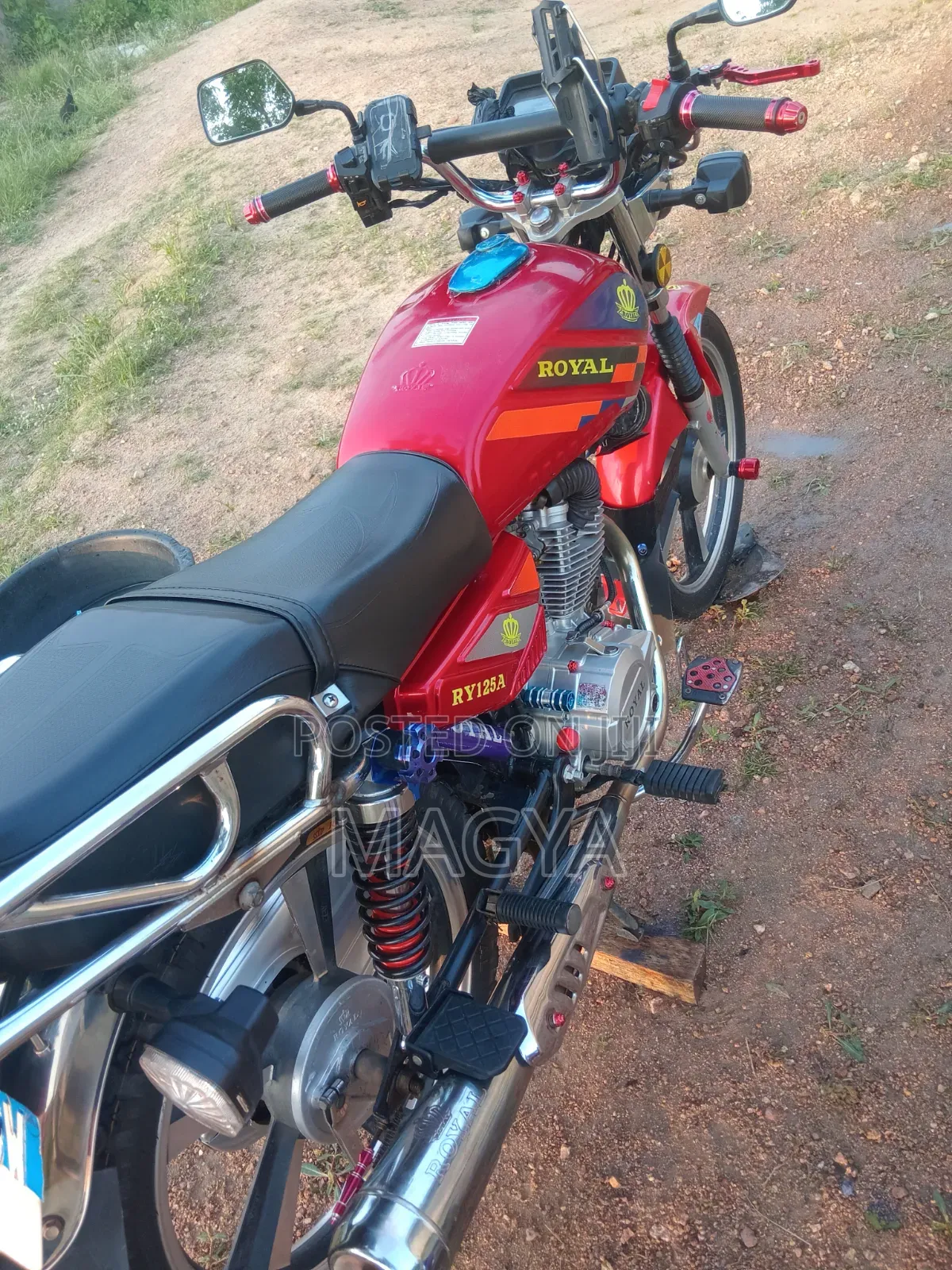 Royal RY125 2025 Red