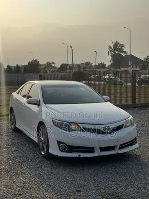 Toyota Camry L 4dr Sedan (2.5L 4cyl 6A) 2013 White