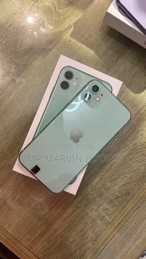 New Apple iPhone 11 64 GB Purple