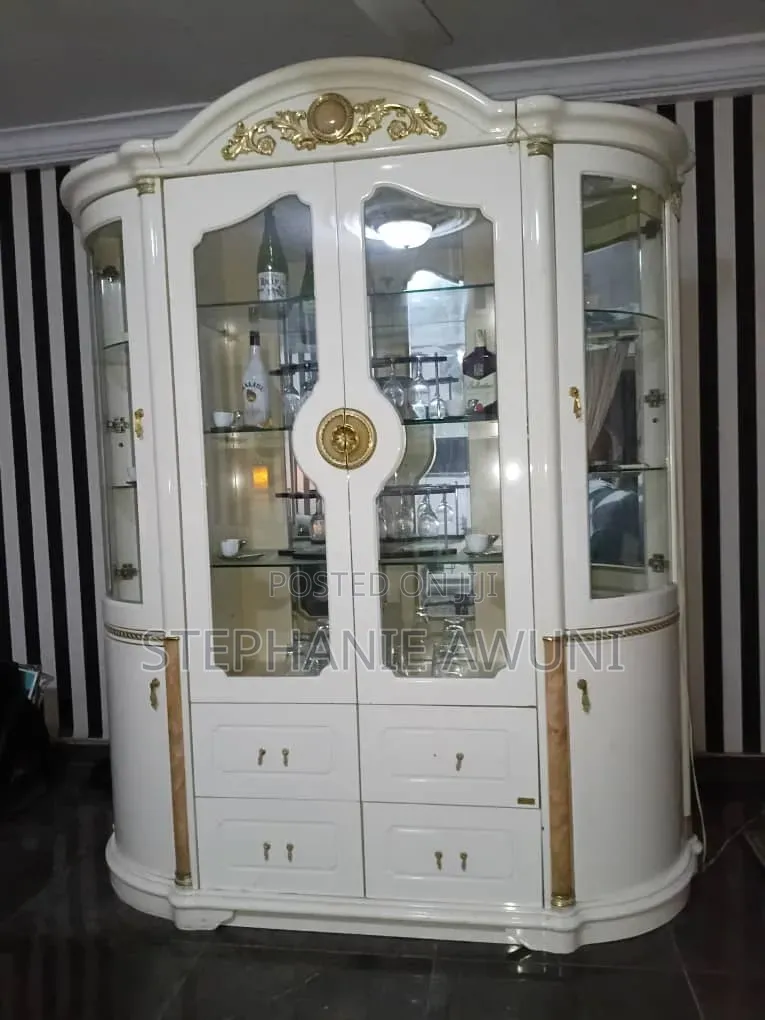 Classic Wine and Drinks Cabinet
