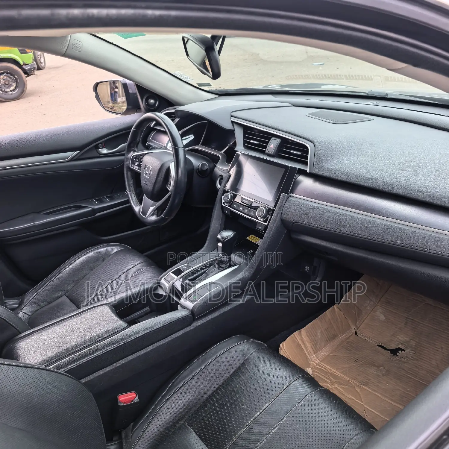 Honda Civic Touring 4dr Sedan (1.5L 4cyl) 2017 Gray