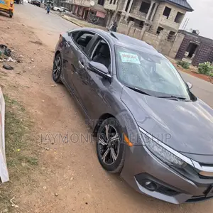 Honda Civic Touring 4dr Sedan (1.5L 4cyl) 2017 Gray