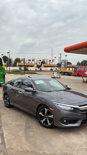 Honda Civic Touring 4dr Sedan (1.5L 4cyl) 2017 Gray
