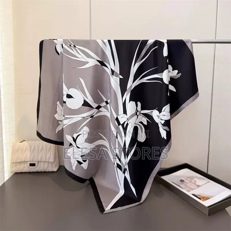 90 Cm Scarfs