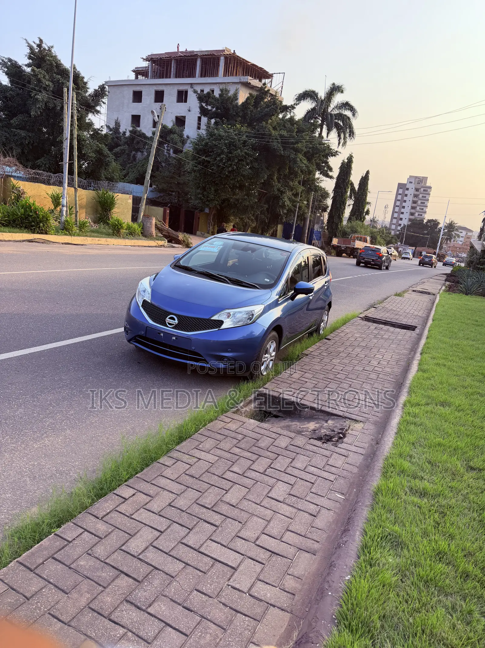 Nissan Note 2015 Blue