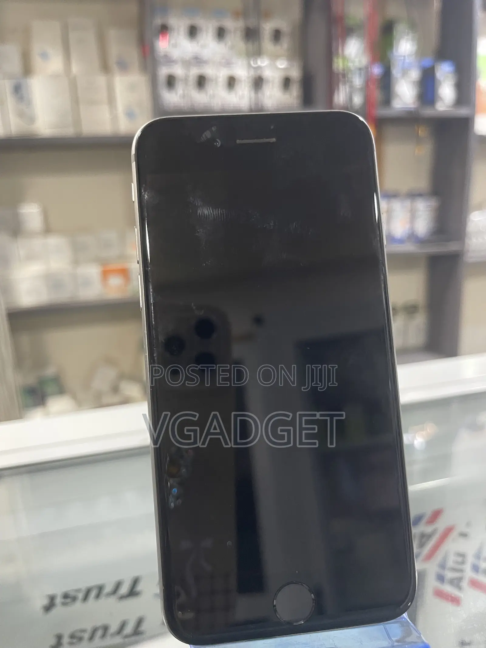 Apple iPhone 6 16 GB Gray