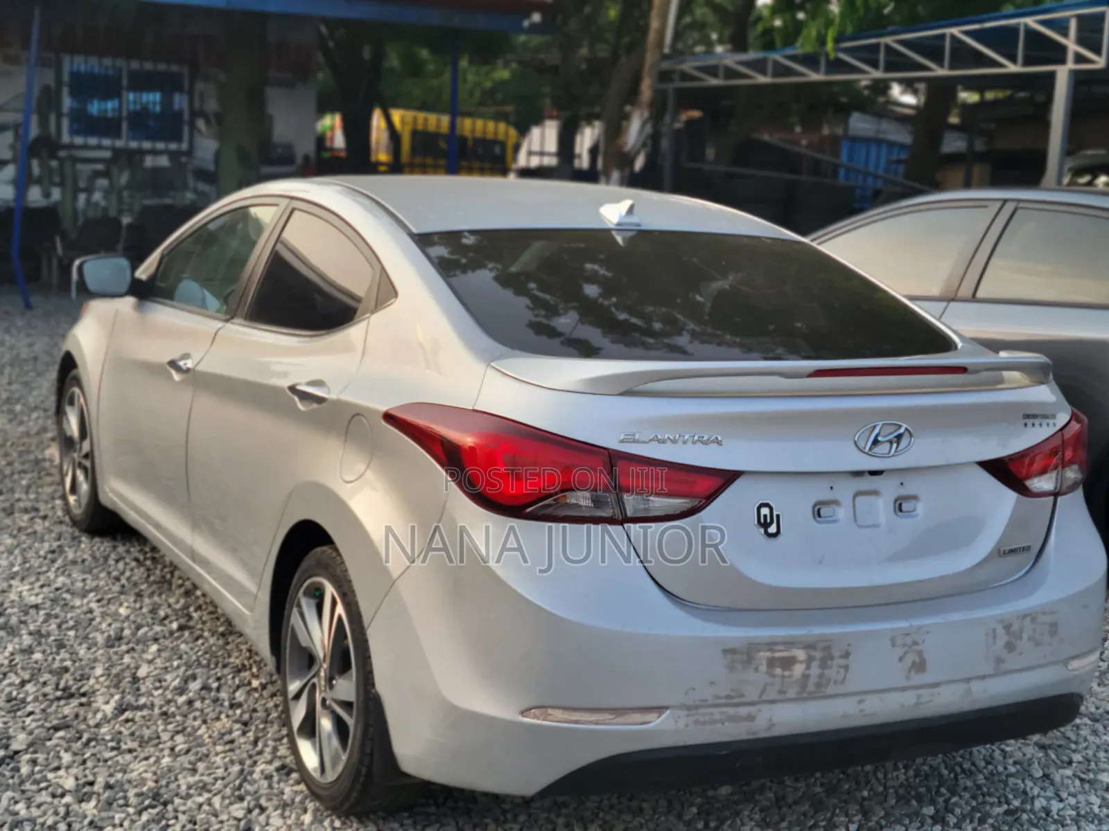 Hyundai Elantra 2015 Silver