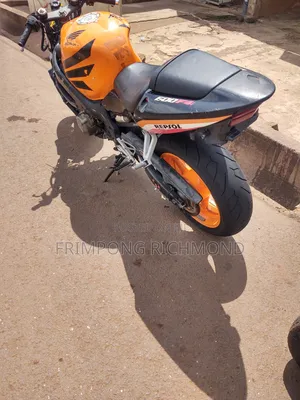 Honda CBR 2003 Orange